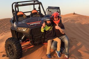 Dune-buggy-drive-in-BIG-RED-Dubai