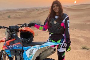 Motocross_enduro_riding_Lesson_male_and_female_Dubai